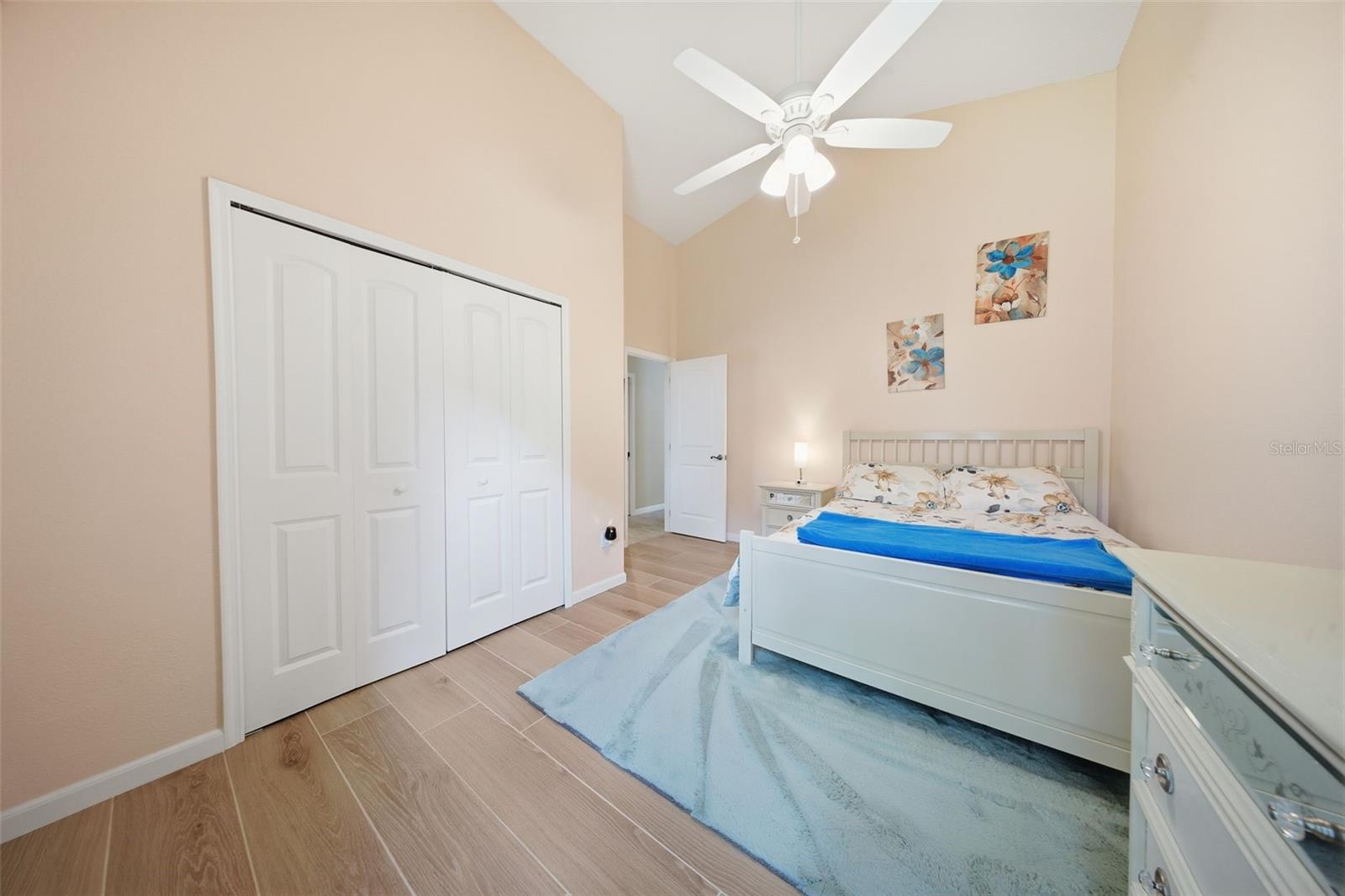 Image 31 of 49 For 118 Brookshire Court