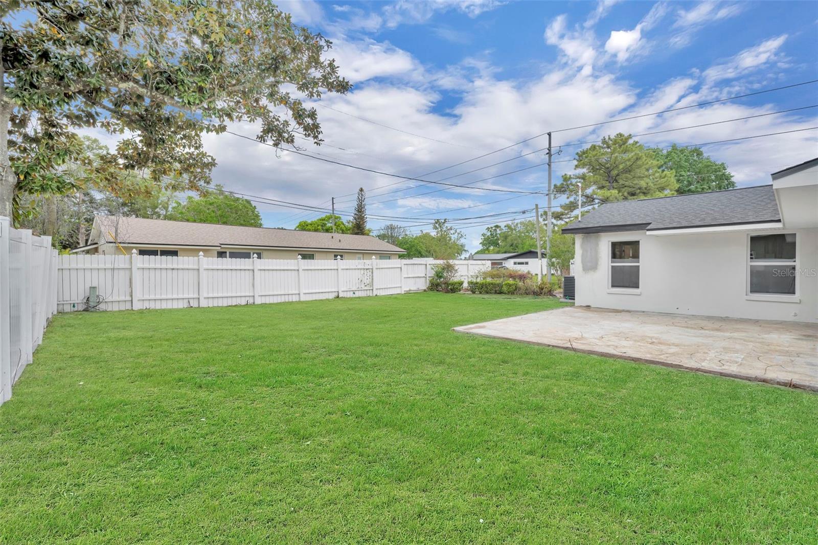 Image 33 of 35 For 350 Cornwall Rd