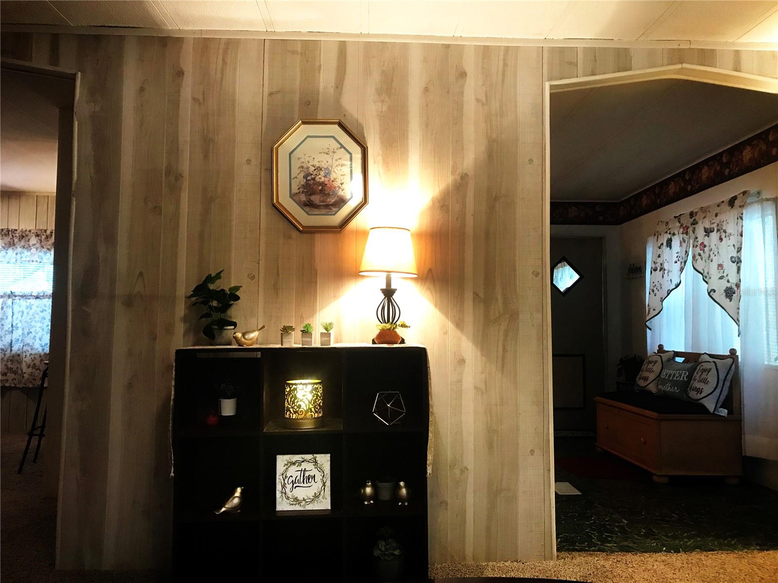 Image 18 of 44 For 118 Millcreek Drive