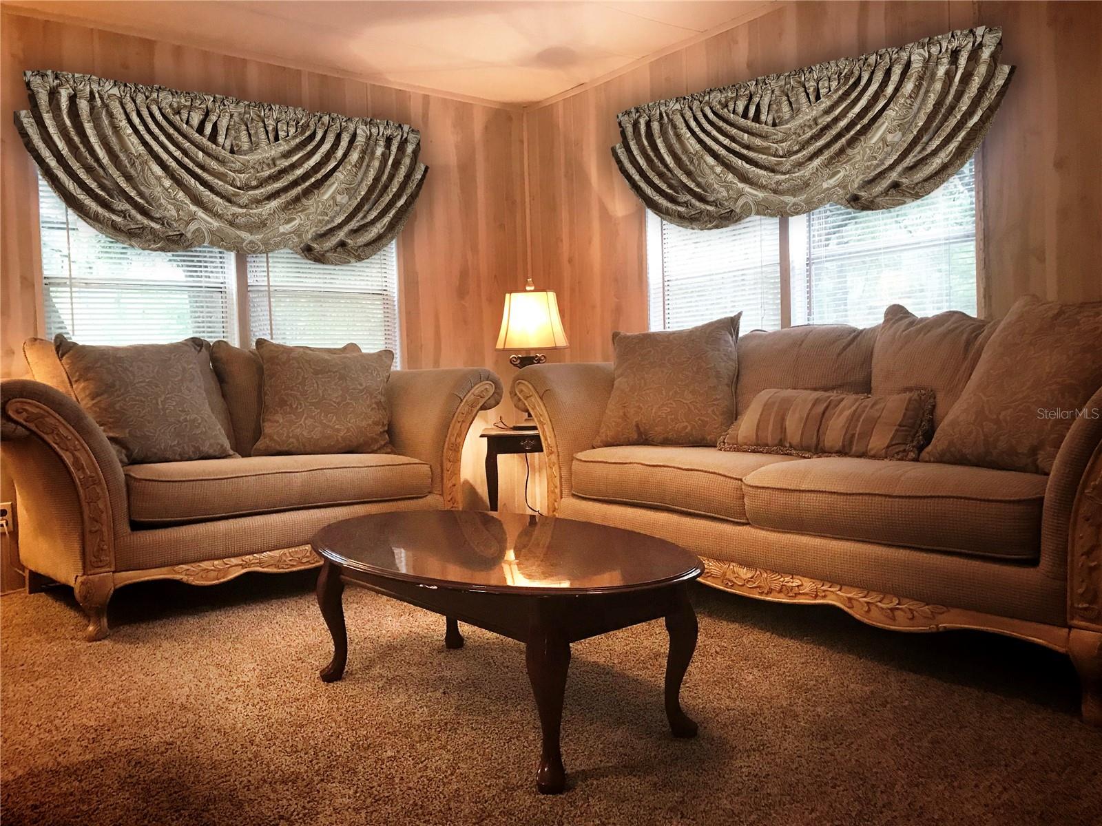 Image 21 of 44 For 118 Millcreek Drive