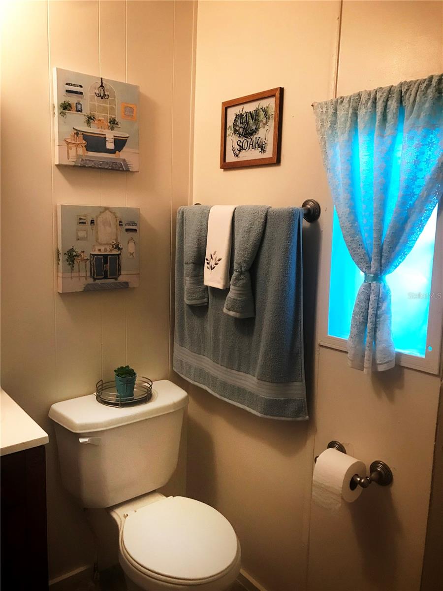 Image 23 of 44 For 118 Millcreek Drive