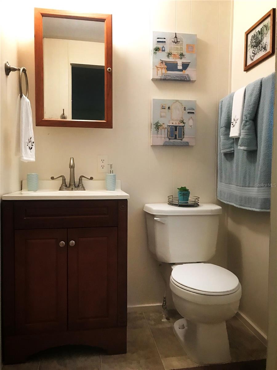 Image 24 of 44 For 118 Millcreek Drive