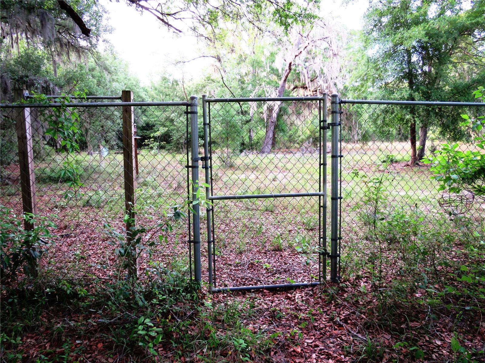 Image 41 of 44 For 118 Millcreek Drive