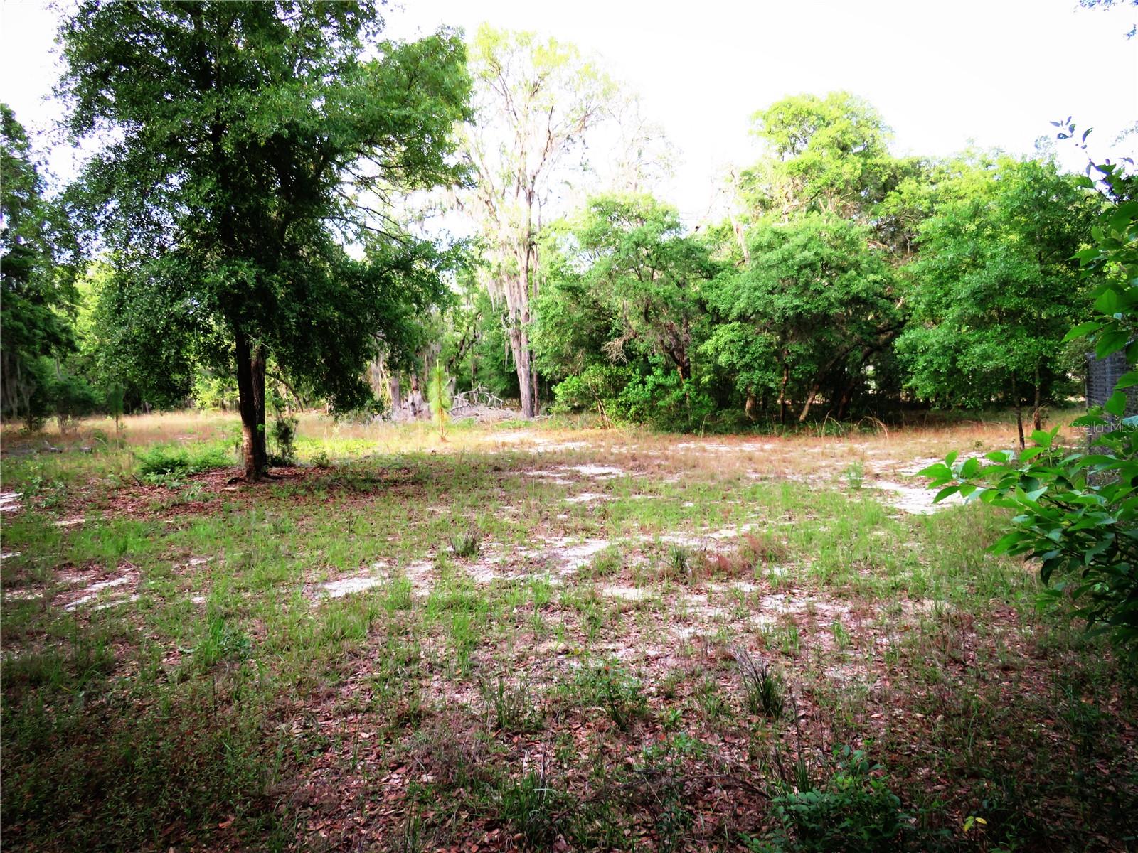 Image 42 of 44 For 118 Millcreek Drive