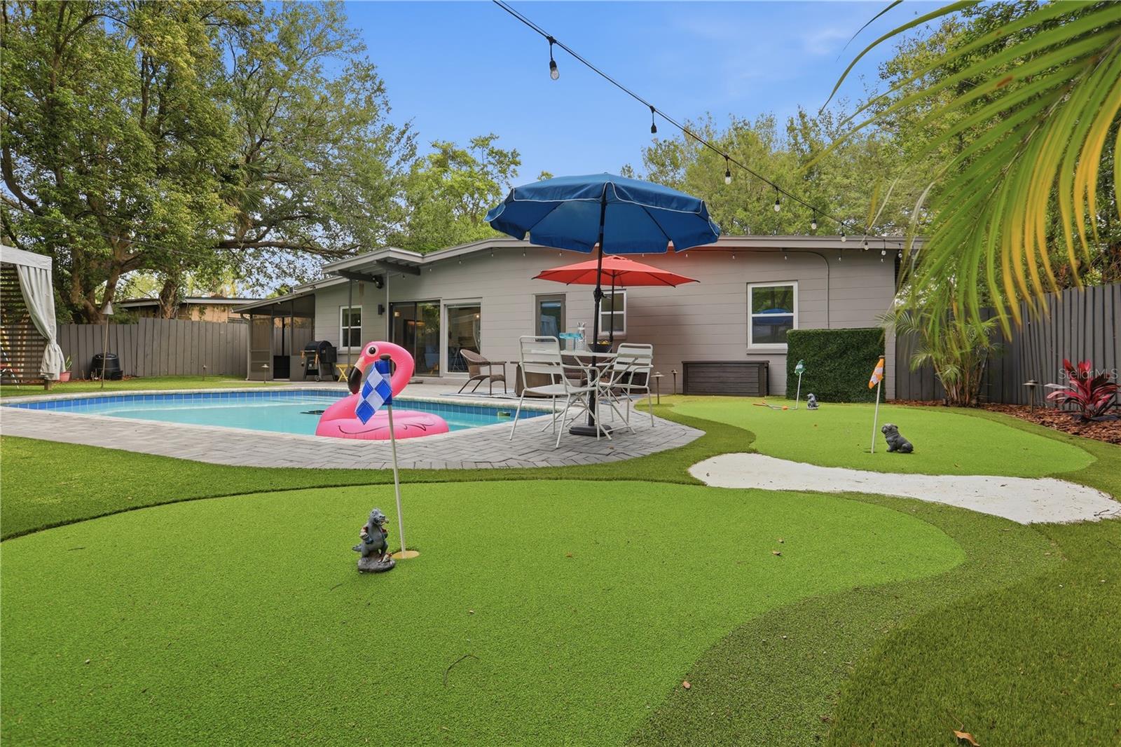 Listing photo id 31 for 1306 Ceylon Drive