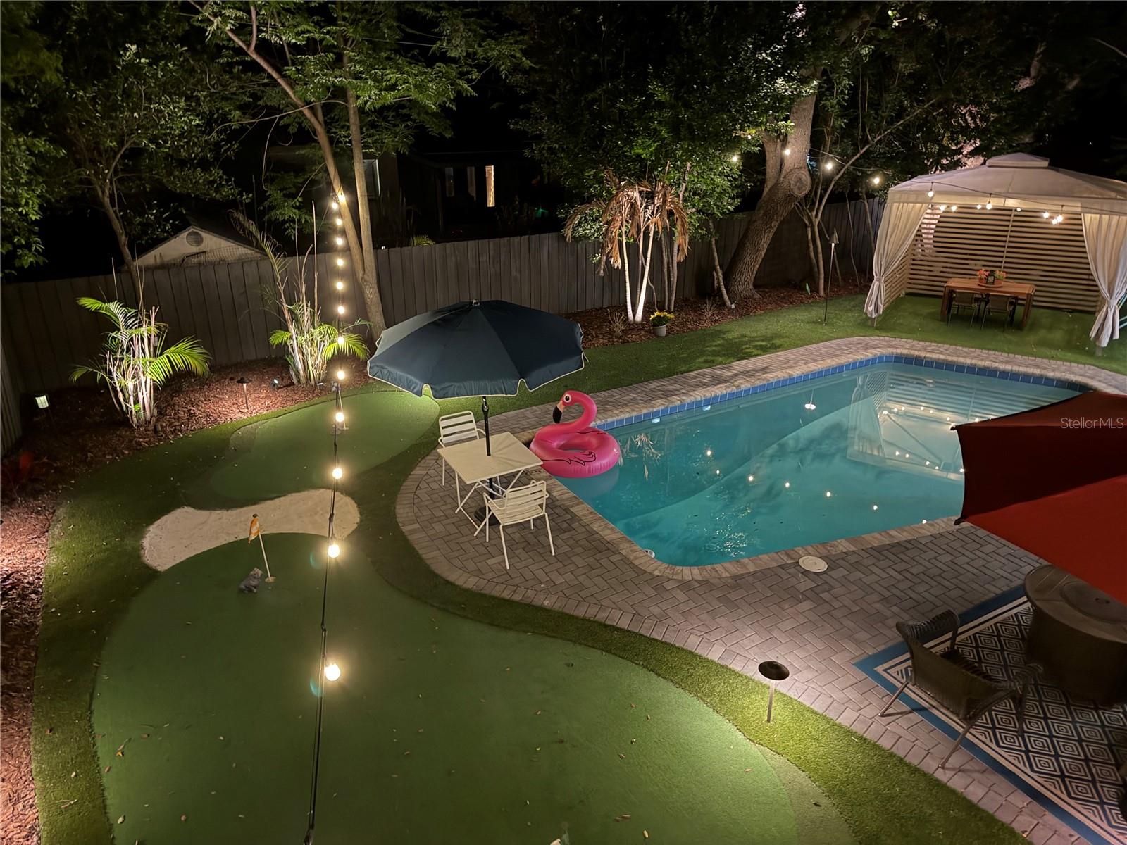 Listing photo id 46 for 1306 Ceylon Drive