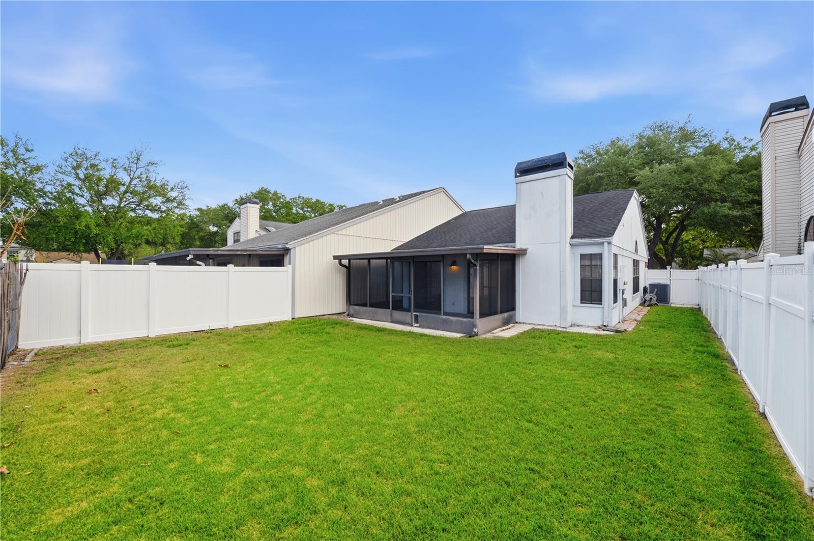 Image 10 of 32 For 5333 Red Cliff Trail