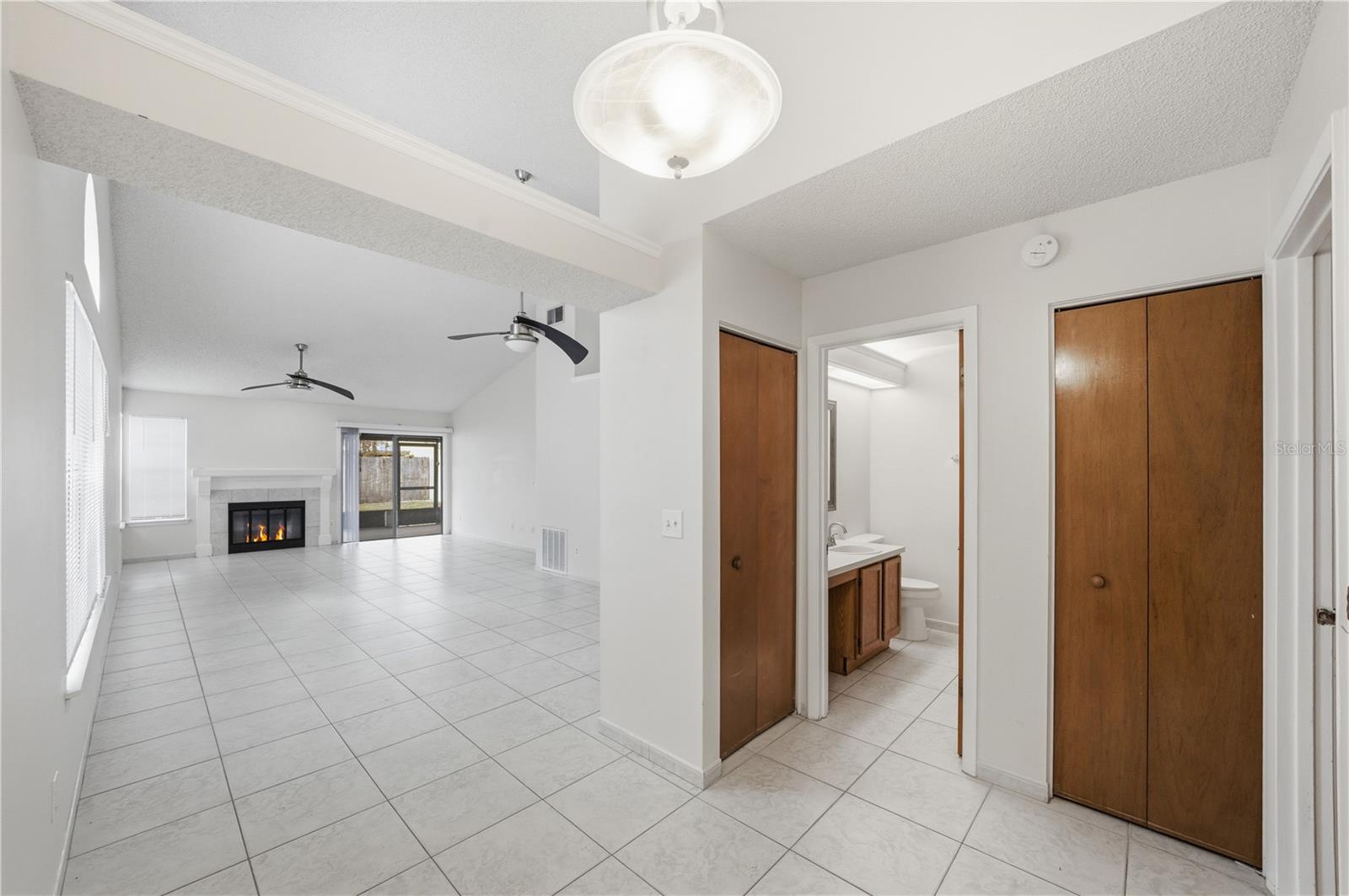 Image 13 of 32 For 5333 Red Cliff Trail