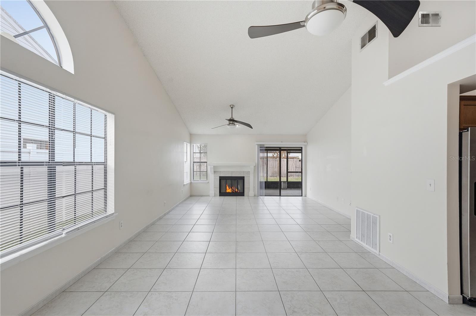 Image 5 of 32 For 5333 Red Cliff Trail