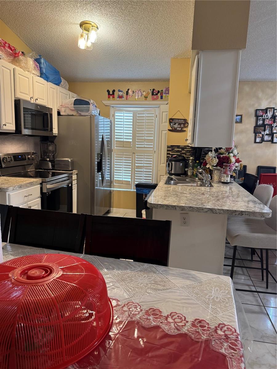 Image 8 of 33 For 3407 Lake Tiny Circle