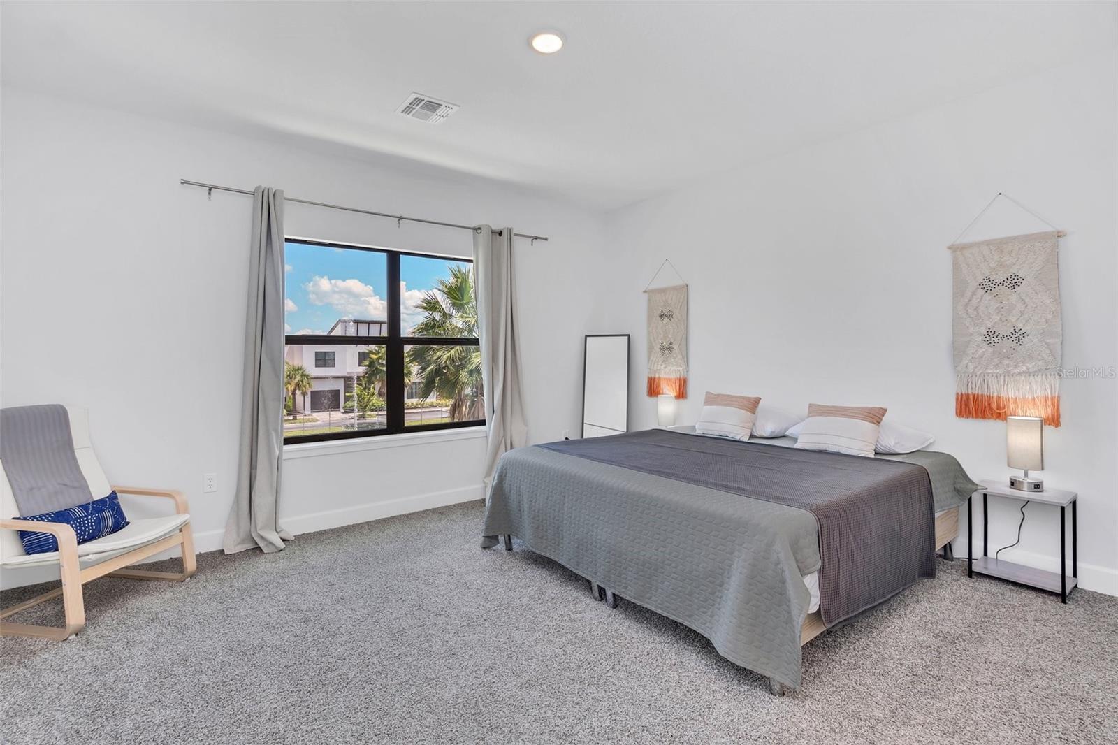 Image 13 of 30 For 407 Villa Domani Way