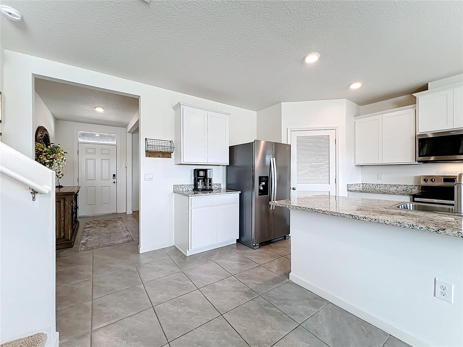 Image 15 of 56 For 905 Dugan Circle Se