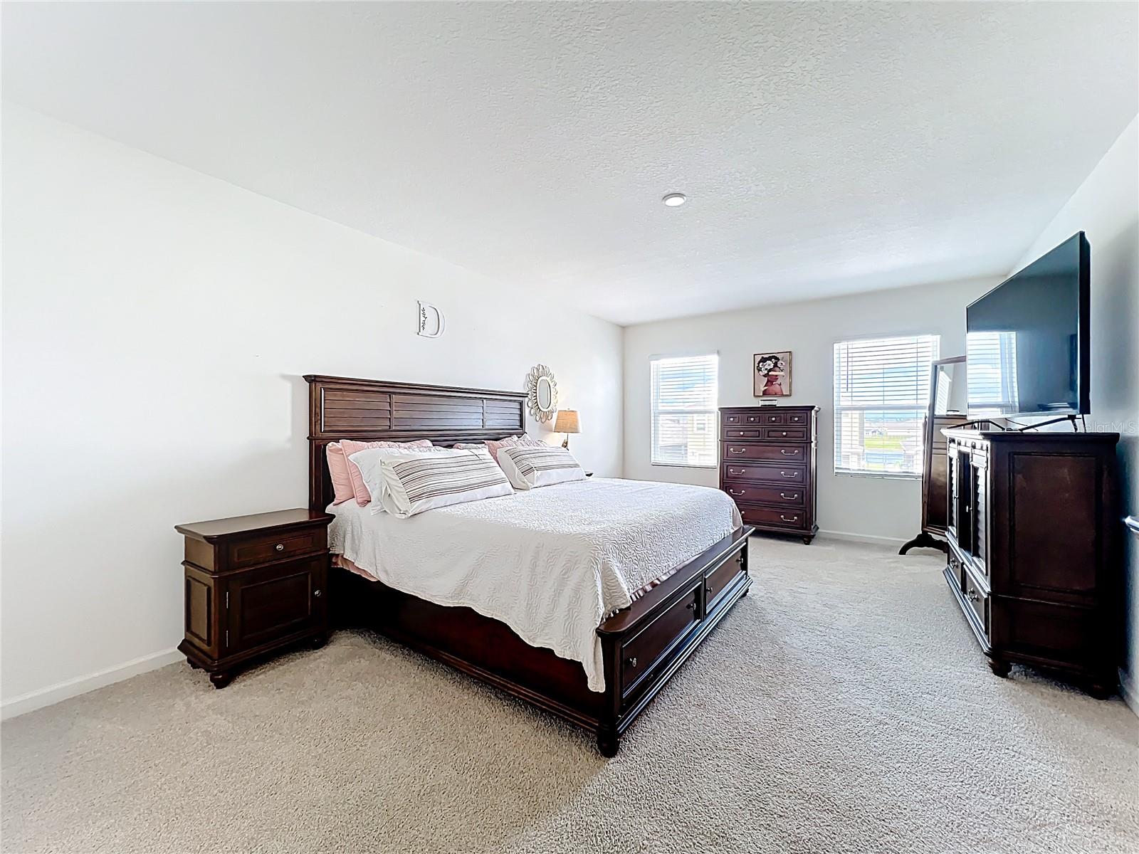 Image 31 of 56 For 905 Dugan Circle Se