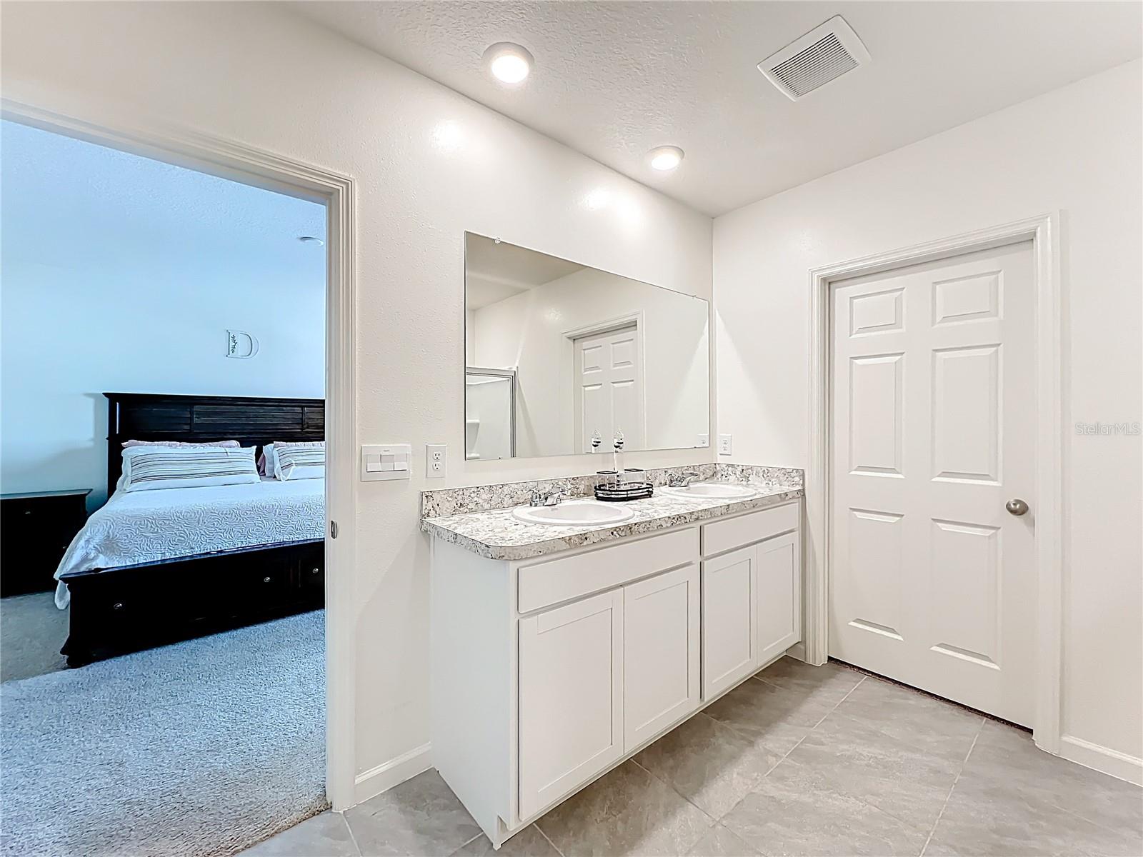 Image 34 of 56 For 905 Dugan Circle Se