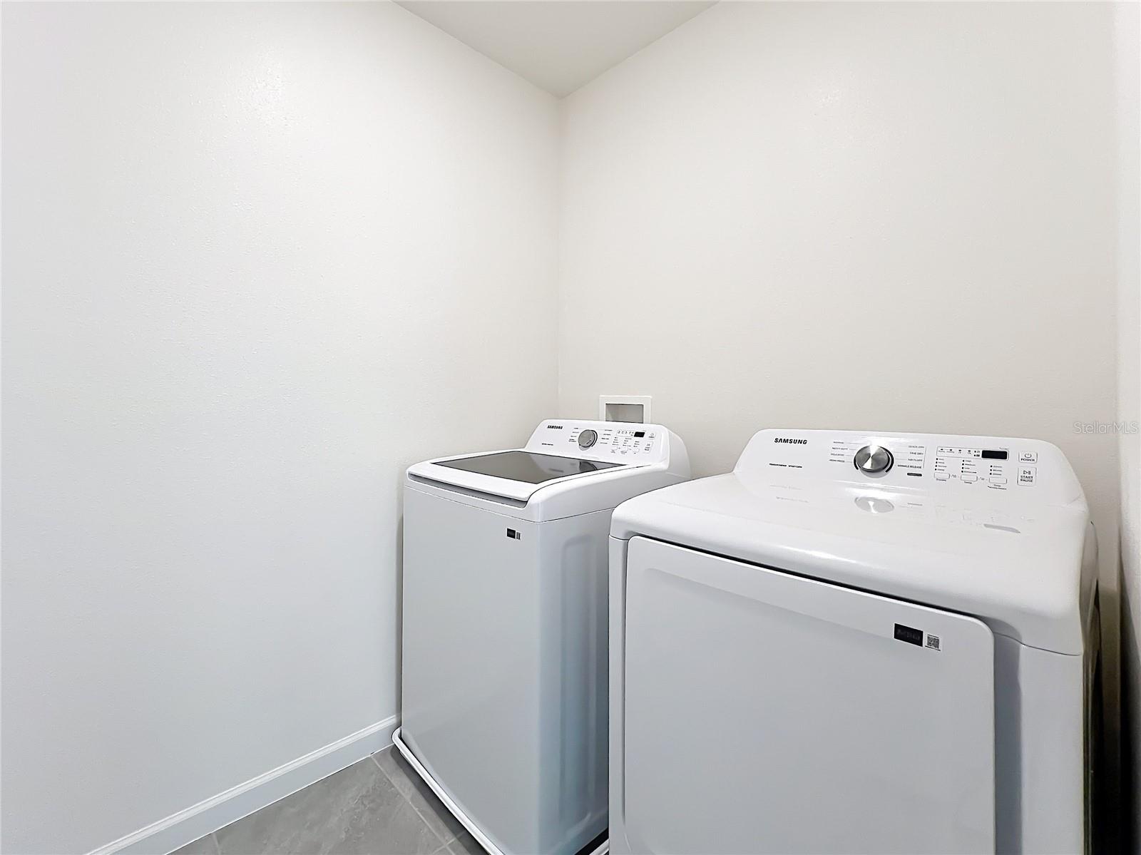 Image 39 of 56 For 905 Dugan Circle Se