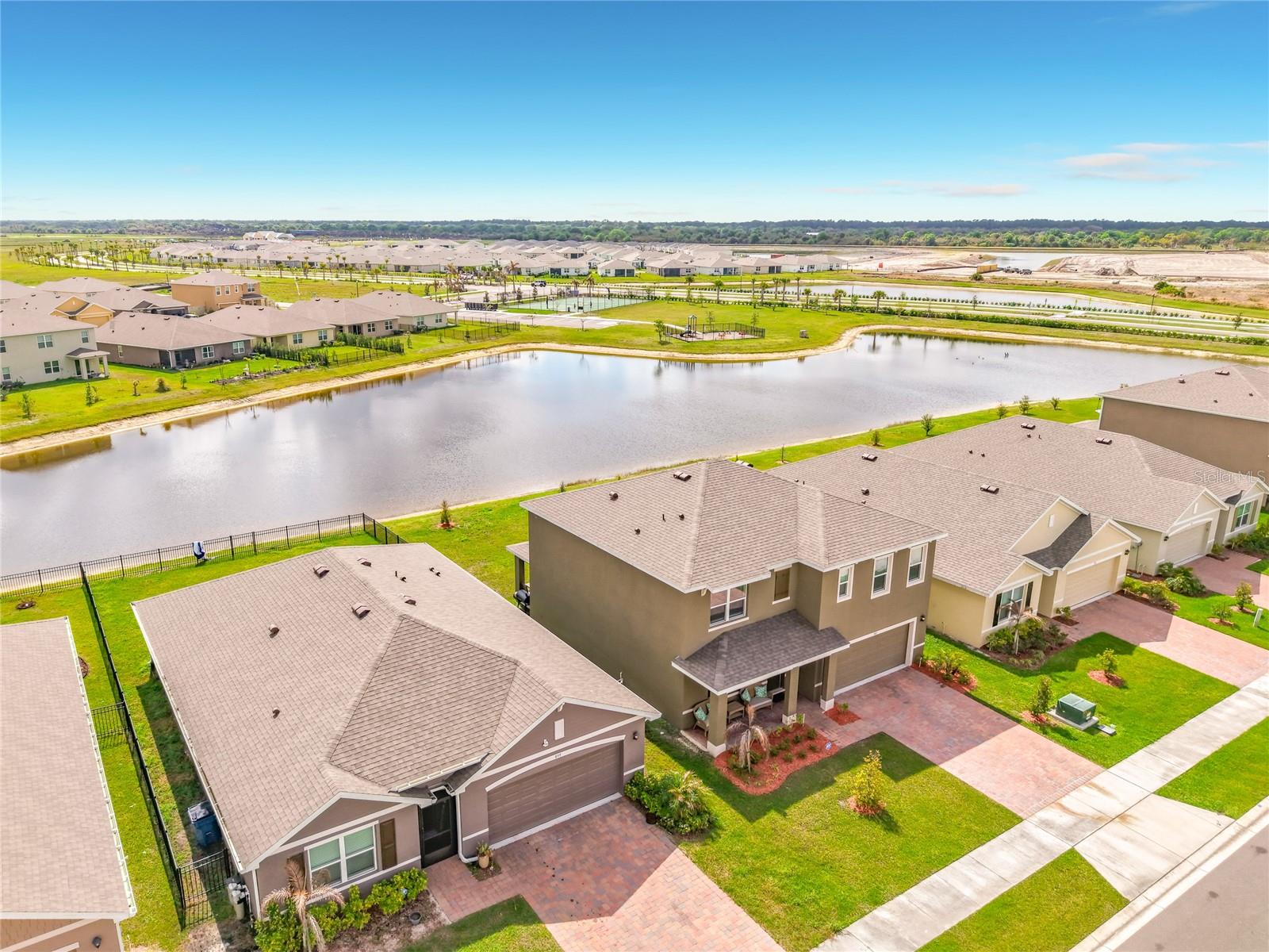 Image 49 of 56 For 905 Dugan Circle Se