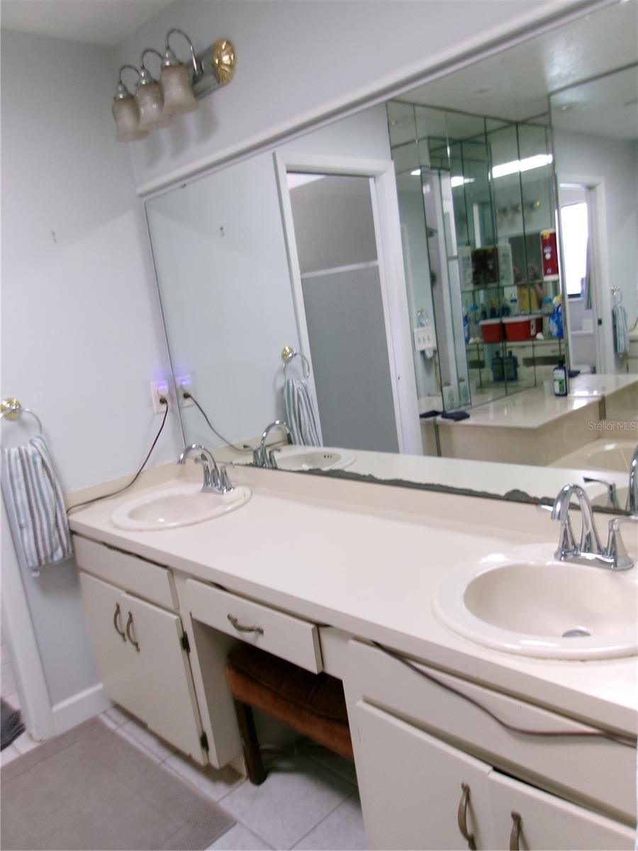 Image 24 of 41 For 632 Tuskawilla Point Lane