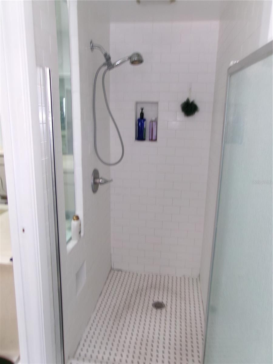 Image 25 of 41 For 632 Tuskawilla Point Lane