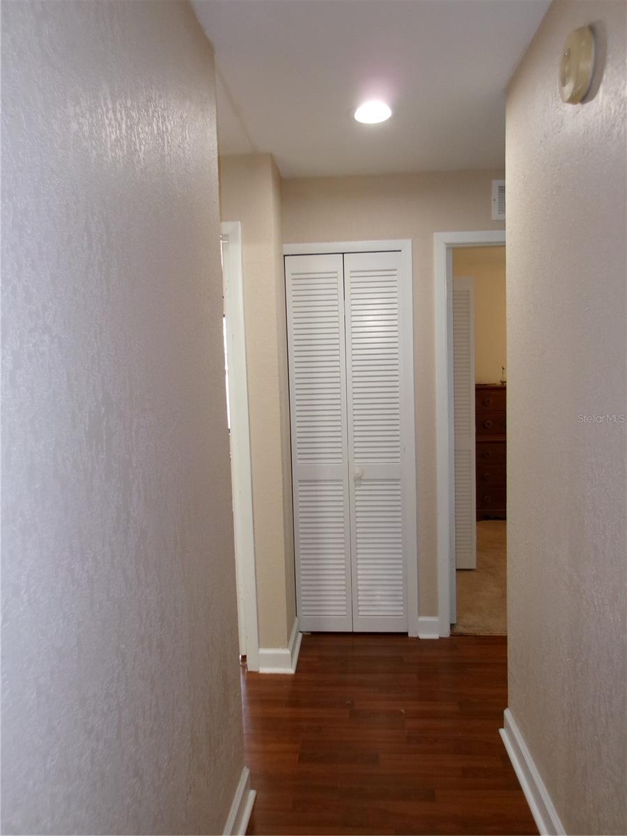 Image 5 of 41 For 632 Tuskawilla Point Lane