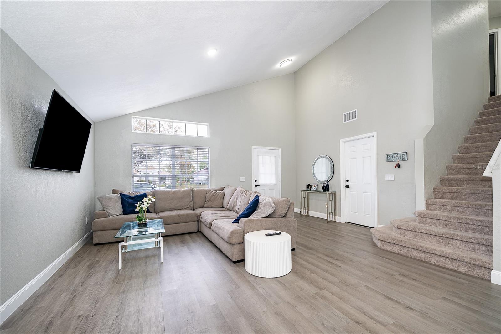 Image 13 of 35 For 3007 Stillwater Drive