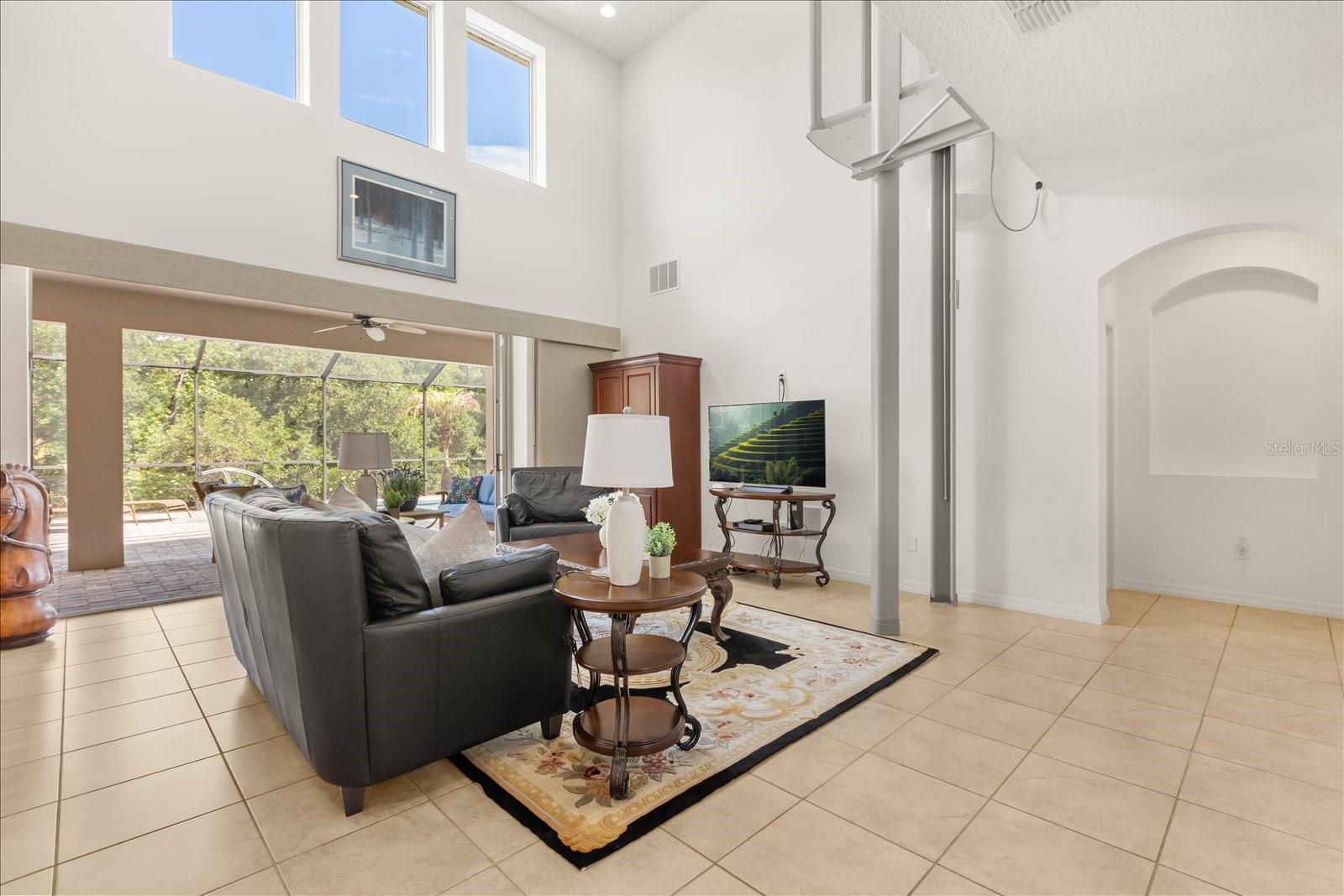 Image 11 of 64 For 619 Timbervale Trail