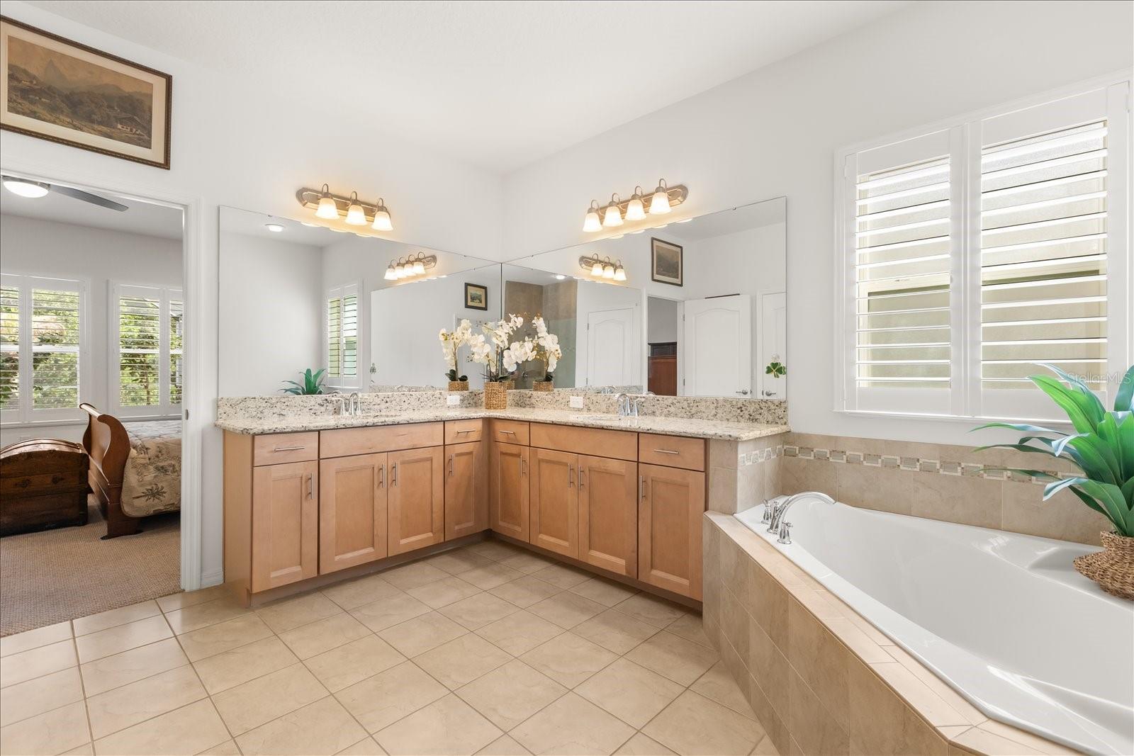 Image 23 of 64 For 619 Timbervale Trail