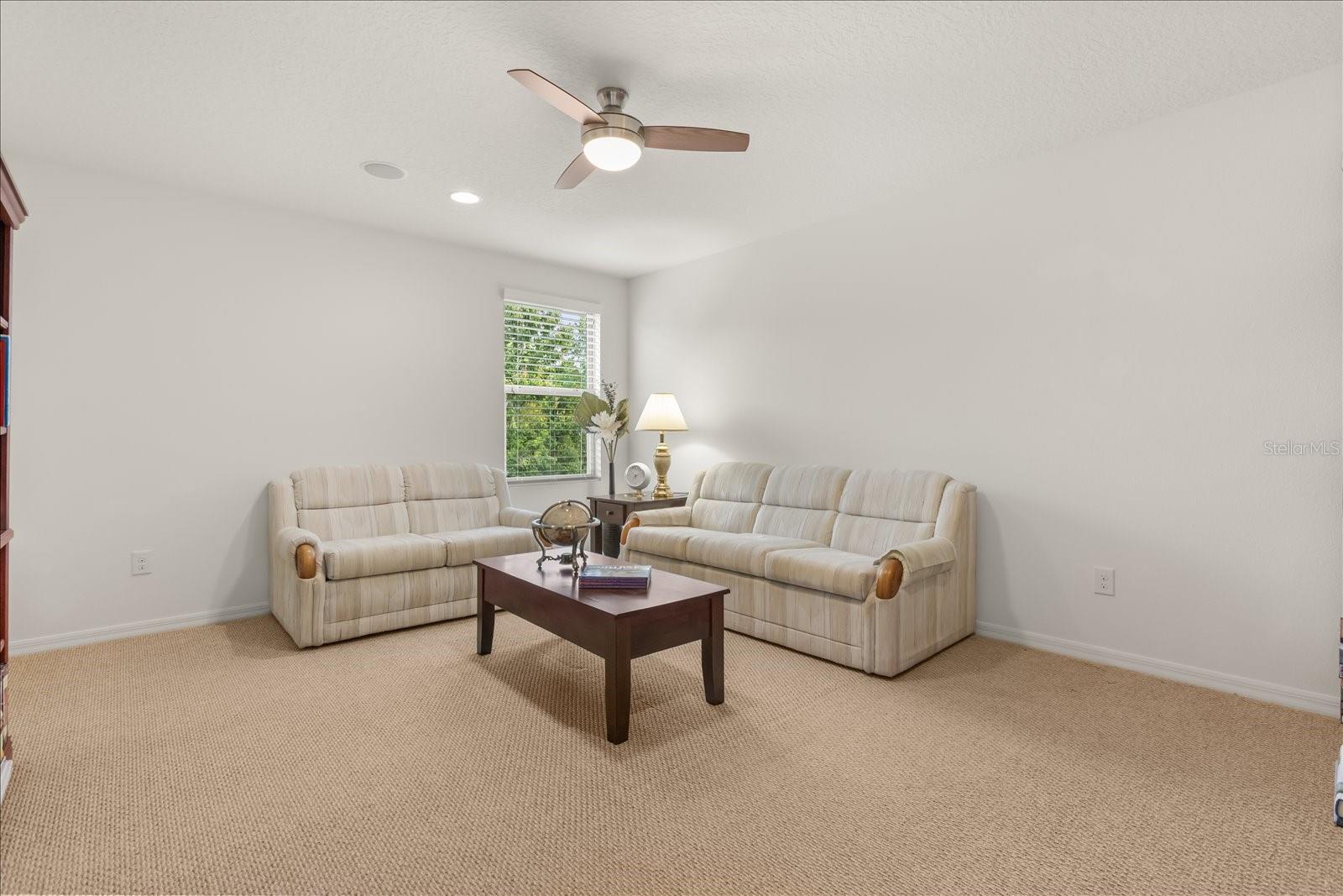 Image 32 of 64 For 619 Timbervale Trail