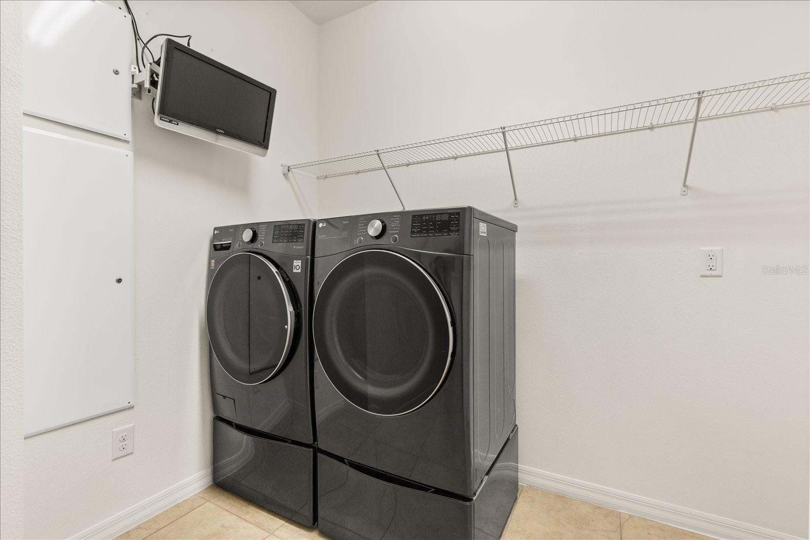 Image 42 of 64 For 619 Timbervale Trail