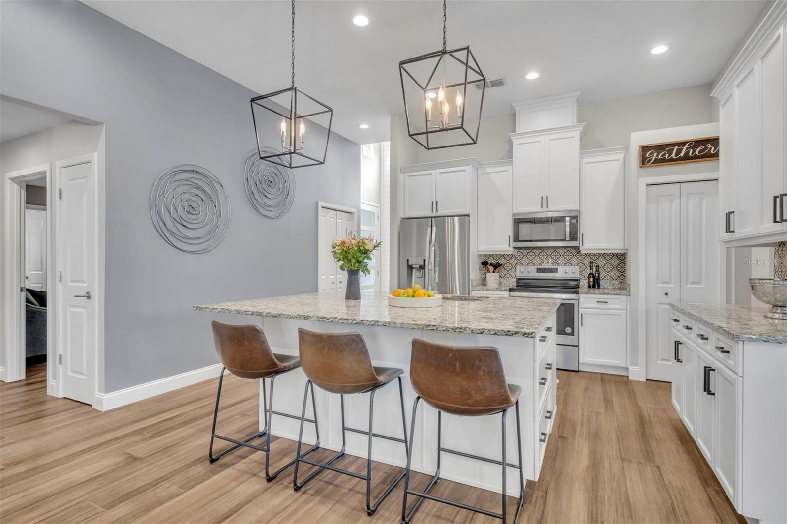 Image 18 of 64 For 458 Longmeadow Lane