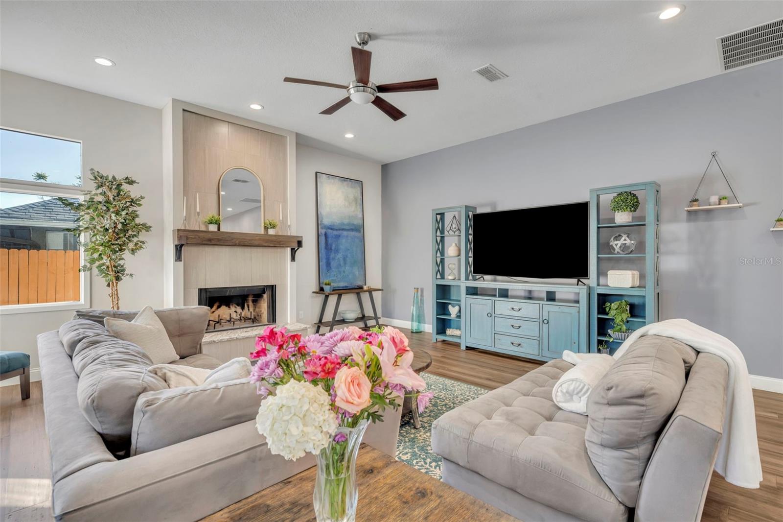 Image 22 of 64 For 458 Longmeadow Lane