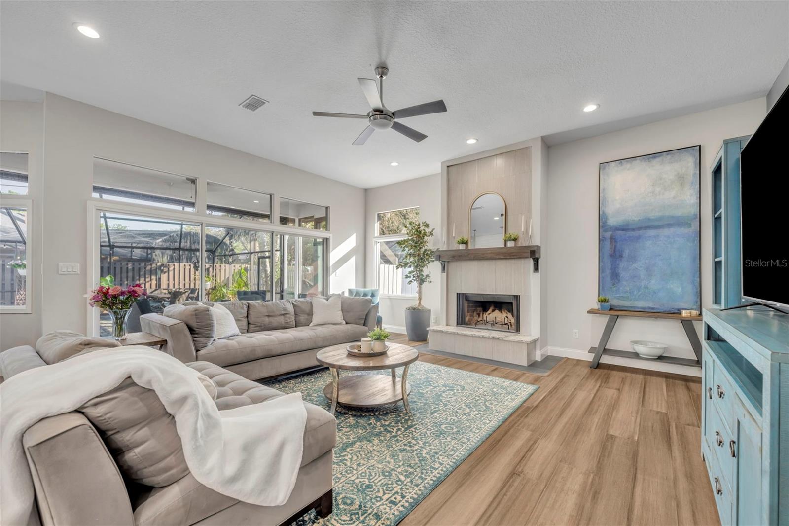 Image 25 of 64 For 458 Longmeadow Lane