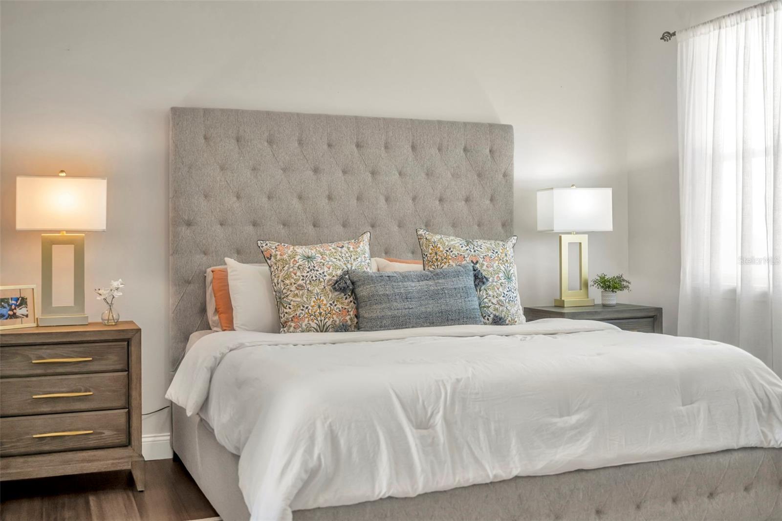 Image 32 of 64 For 458 Longmeadow Lane