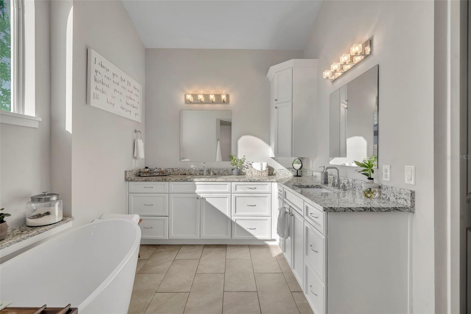 Image 39 of 64 For 458 Longmeadow Lane