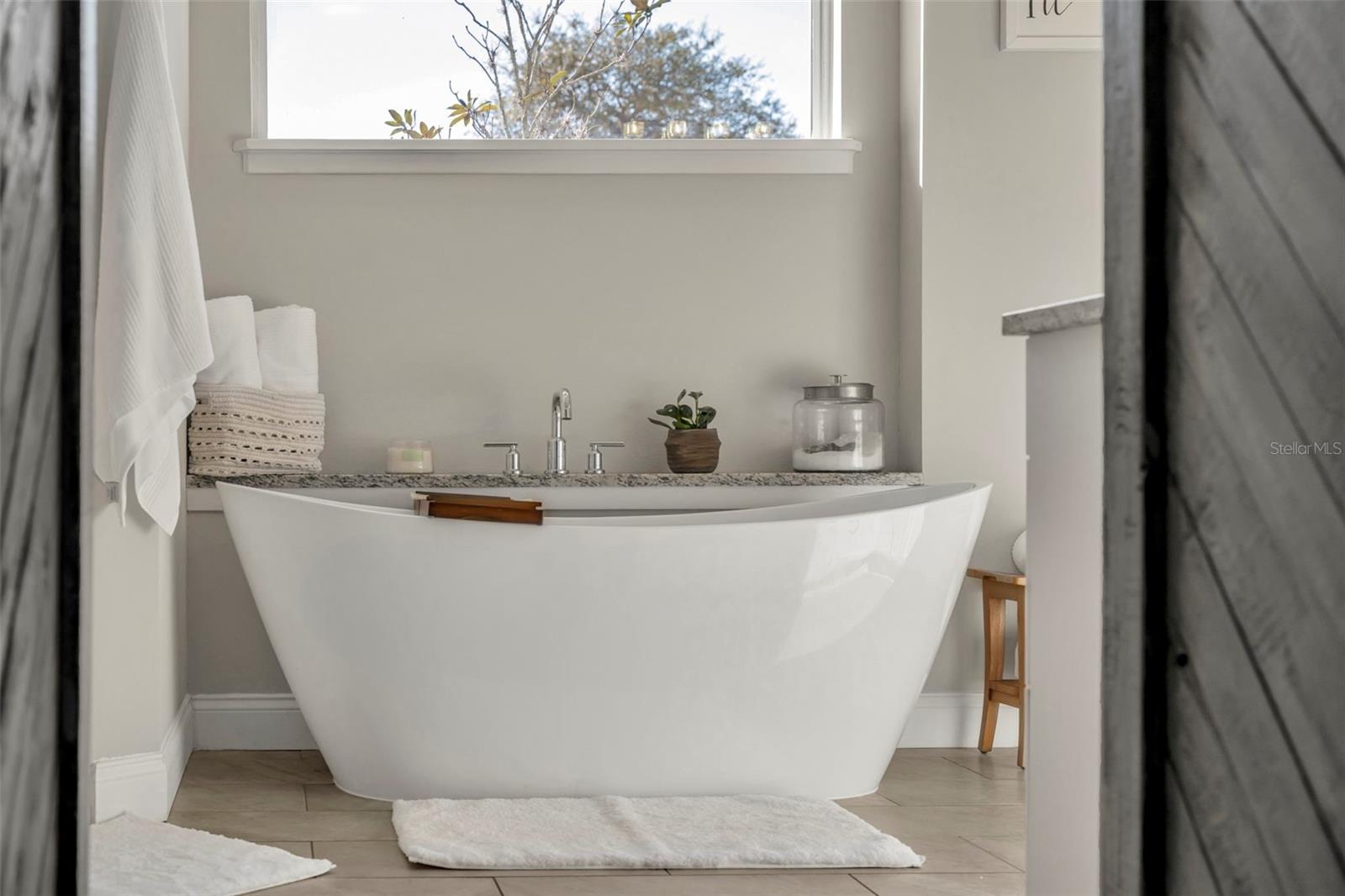 Image 41 of 64 For 458 Longmeadow Lane