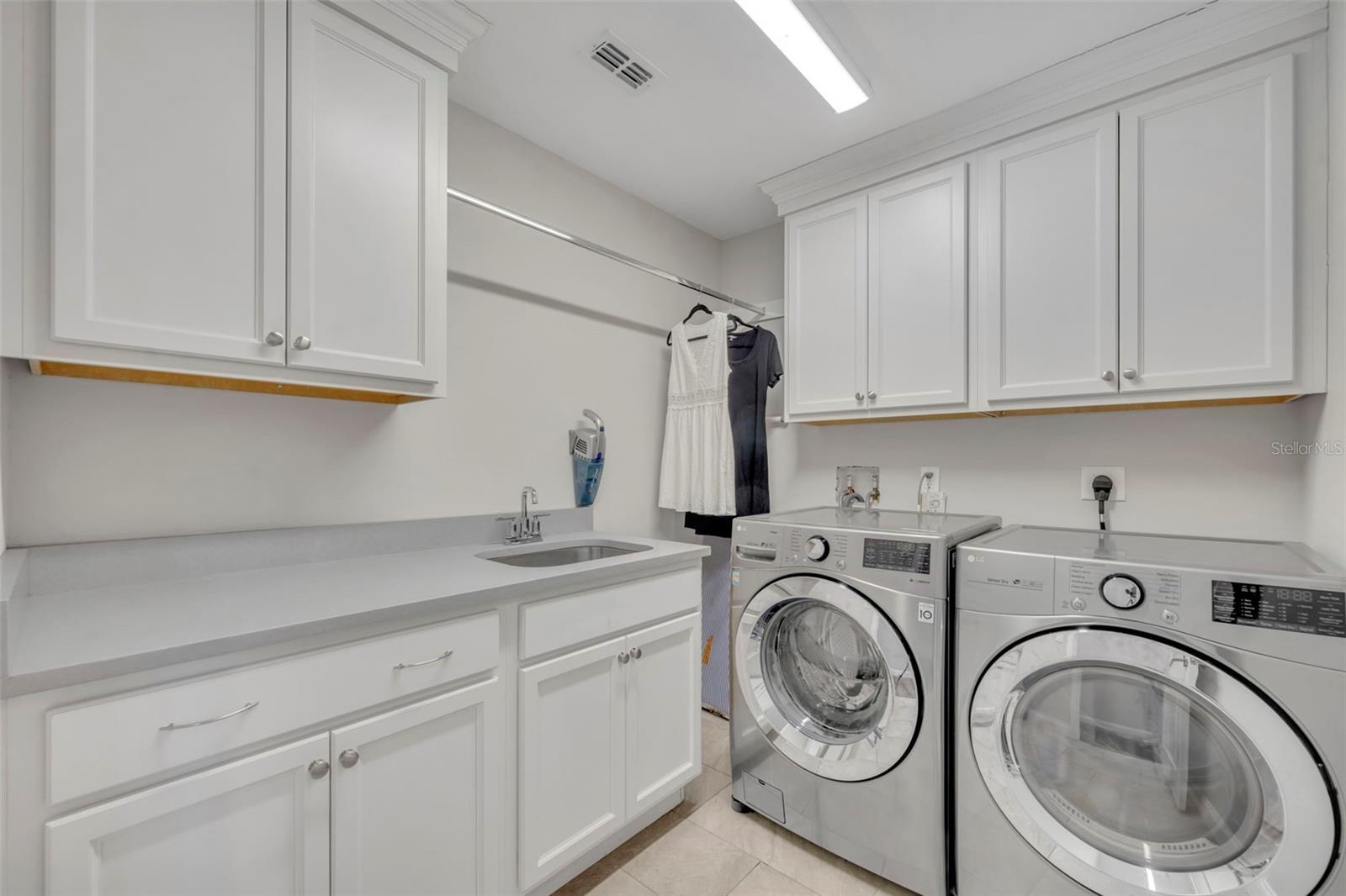 Image 49 of 64 For 458 Longmeadow Lane