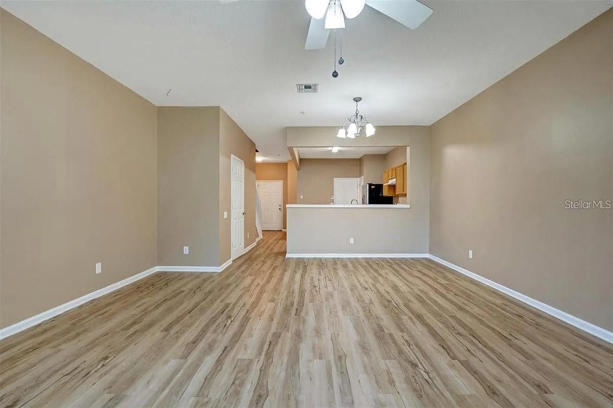 Image 11 of 29 For 6292 Twain Street 102