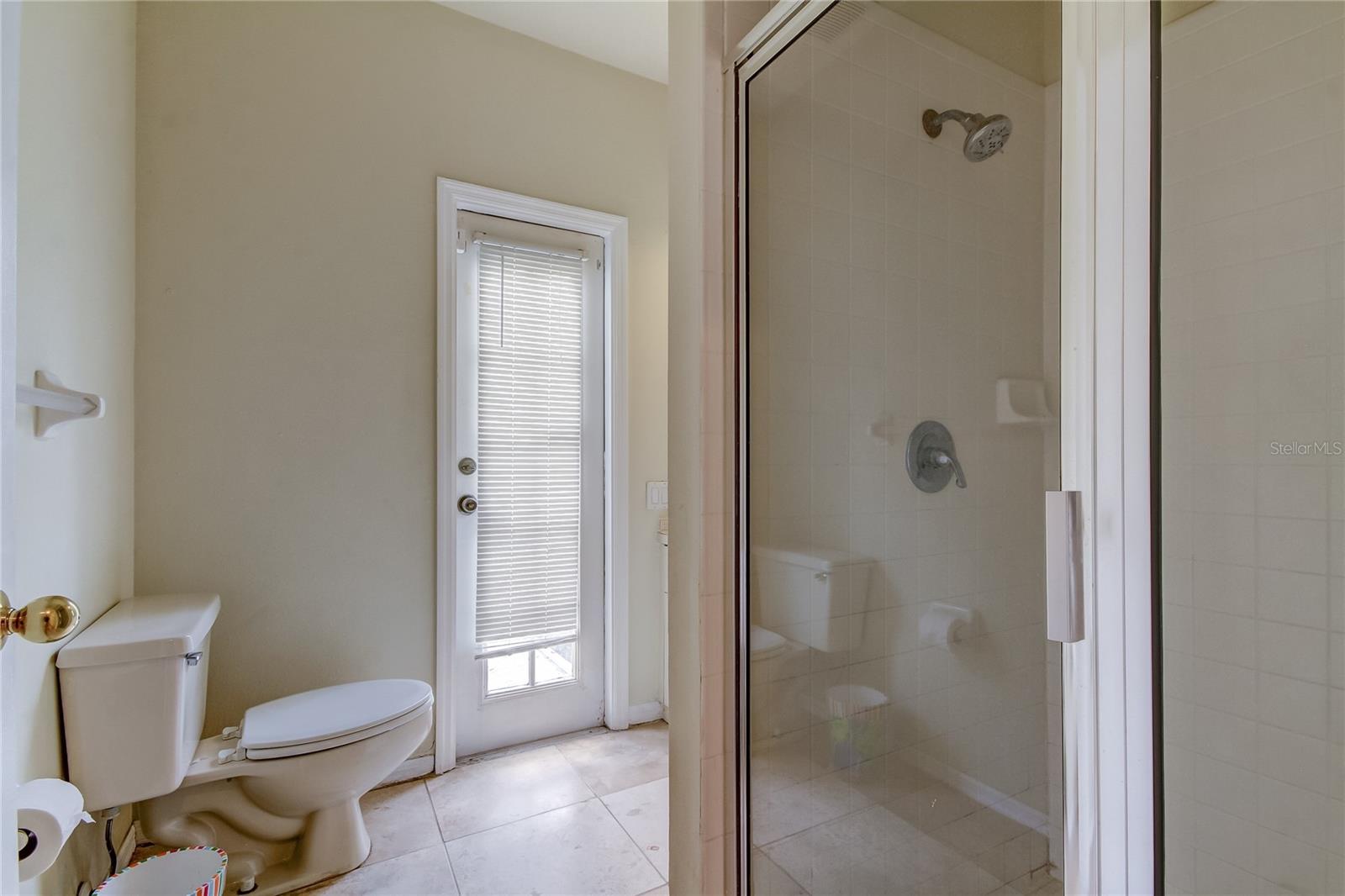 Image 20 of 40 For 9401 Woodbay Drive