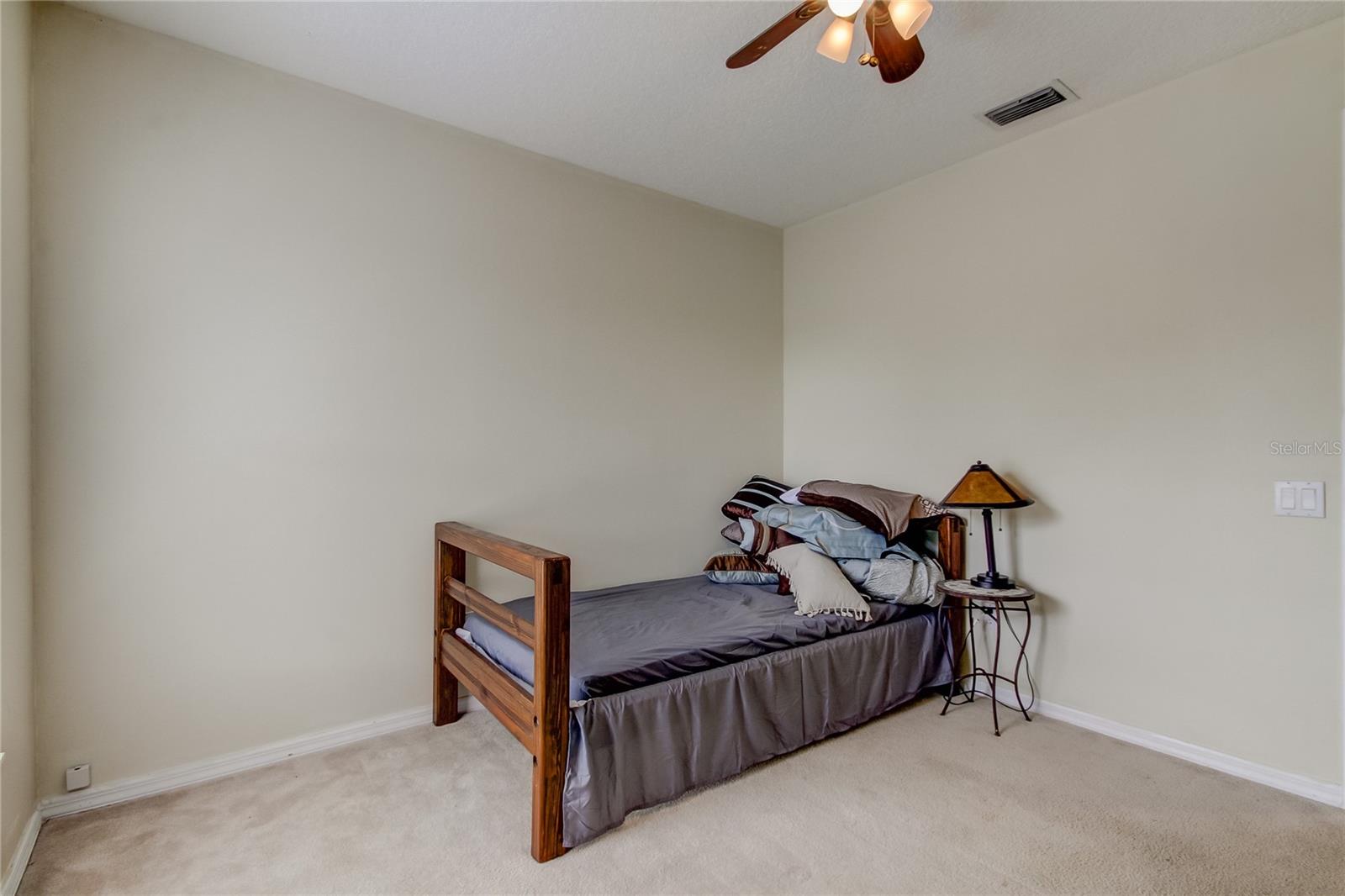 Image 28 of 40 For 9401 Woodbay Drive