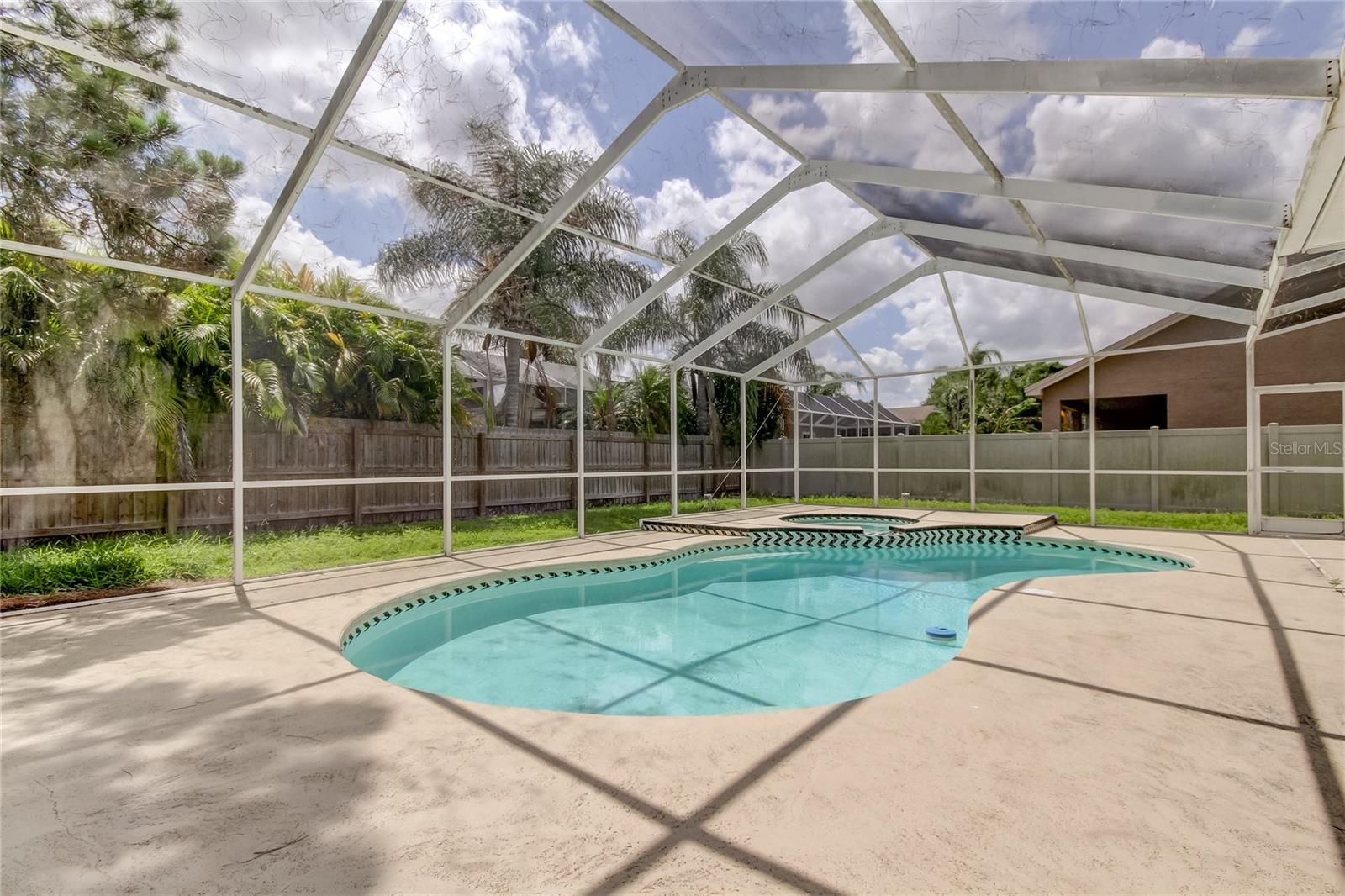 Image 39 of 40 For 9401 Woodbay Drive