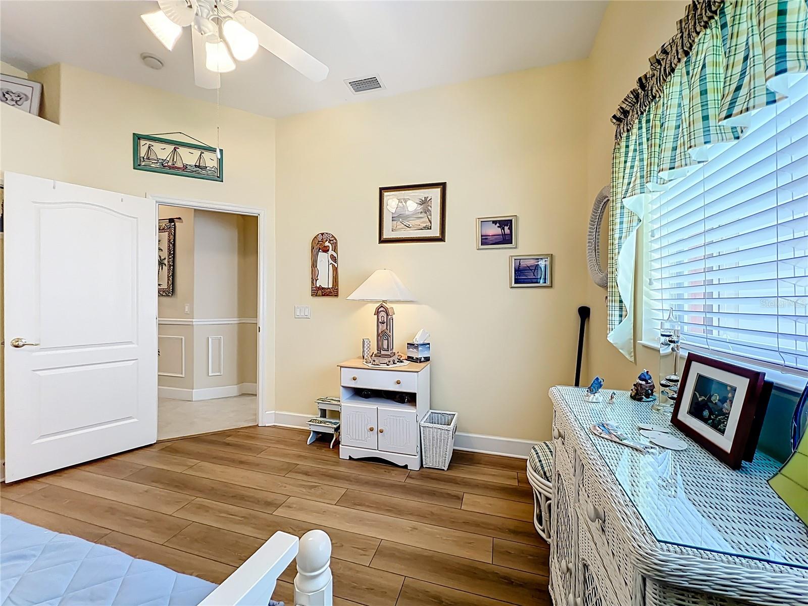 Image 36 of 66 For 2941 Camberly Circle