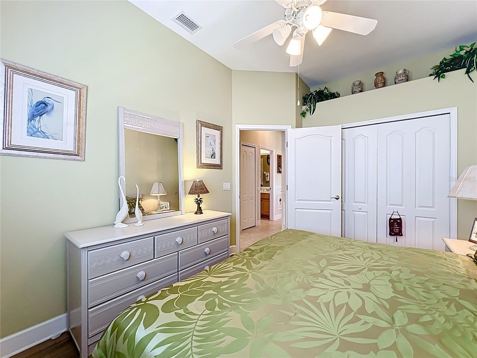 Image 40 of 66 For 2941 Camberly Circle