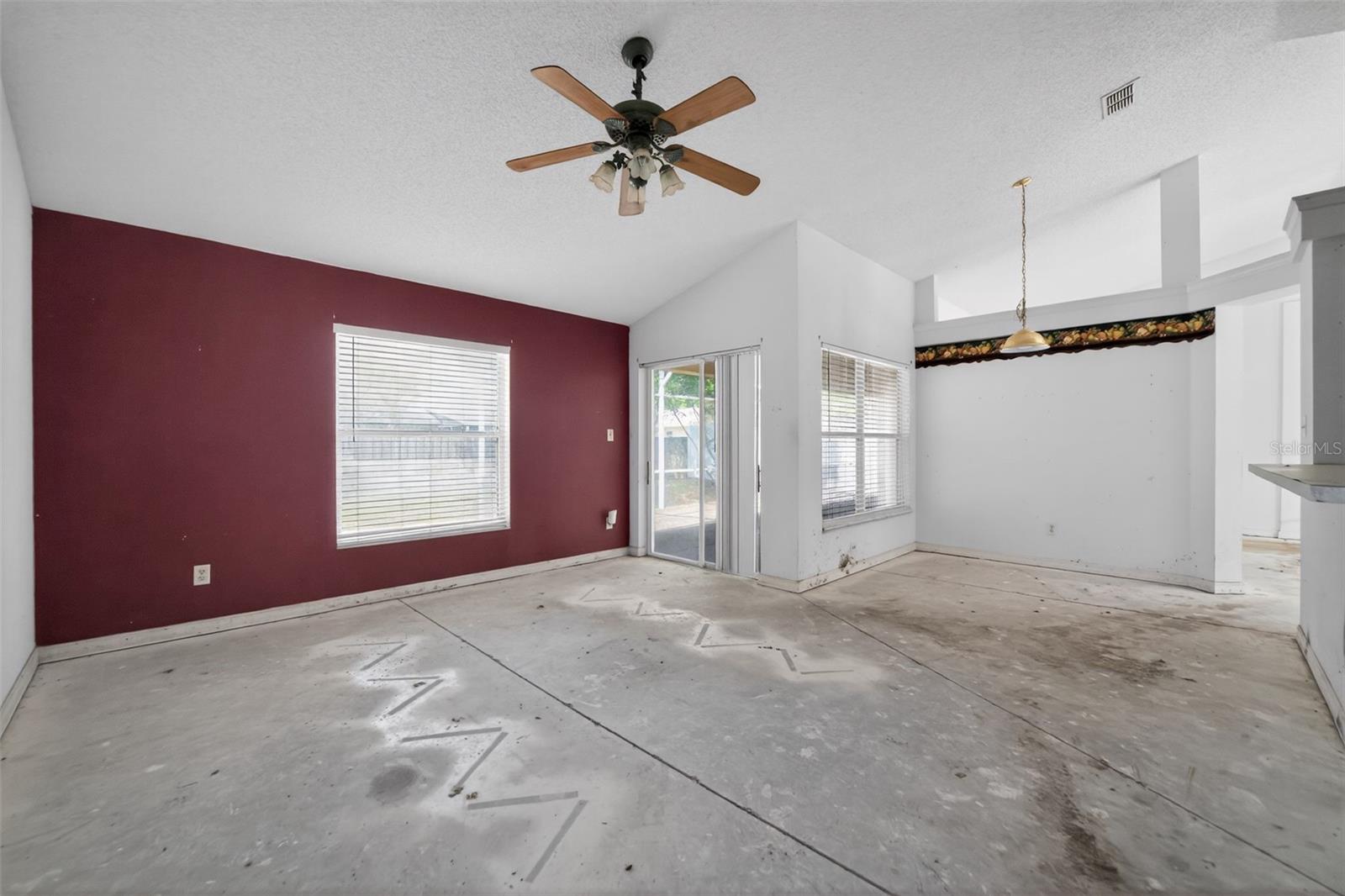 Image 20 of 44 For 2518 Maywood Street