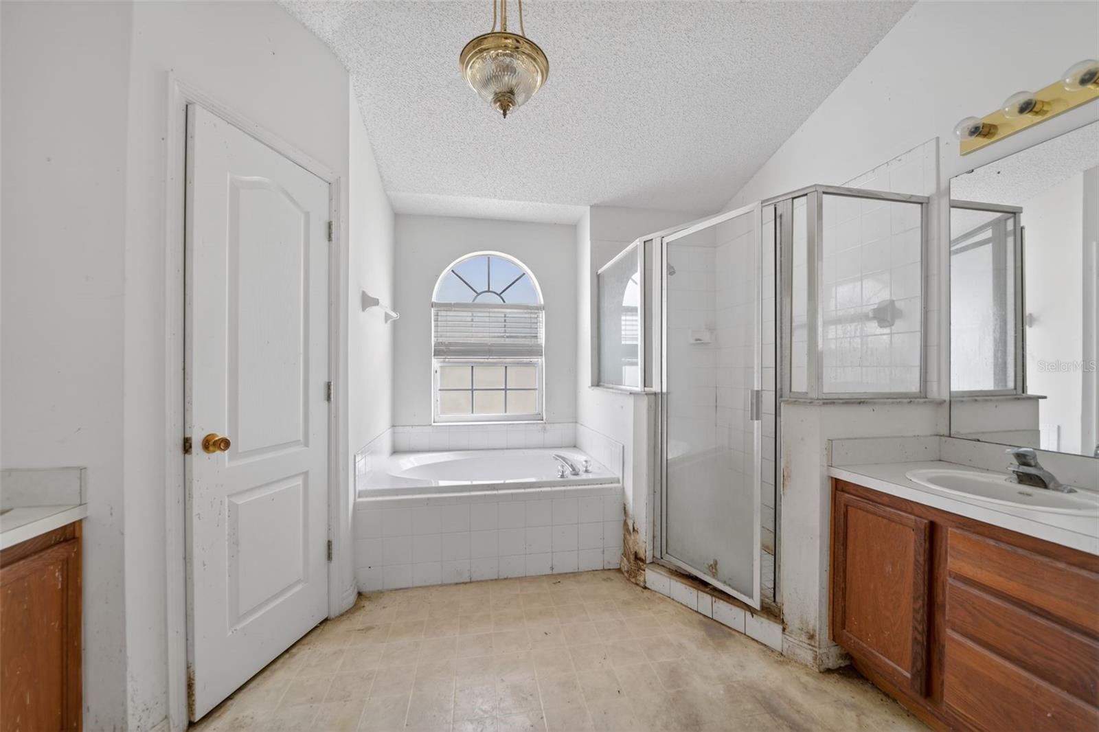 Image 29 of 44 For 2518 Maywood Street