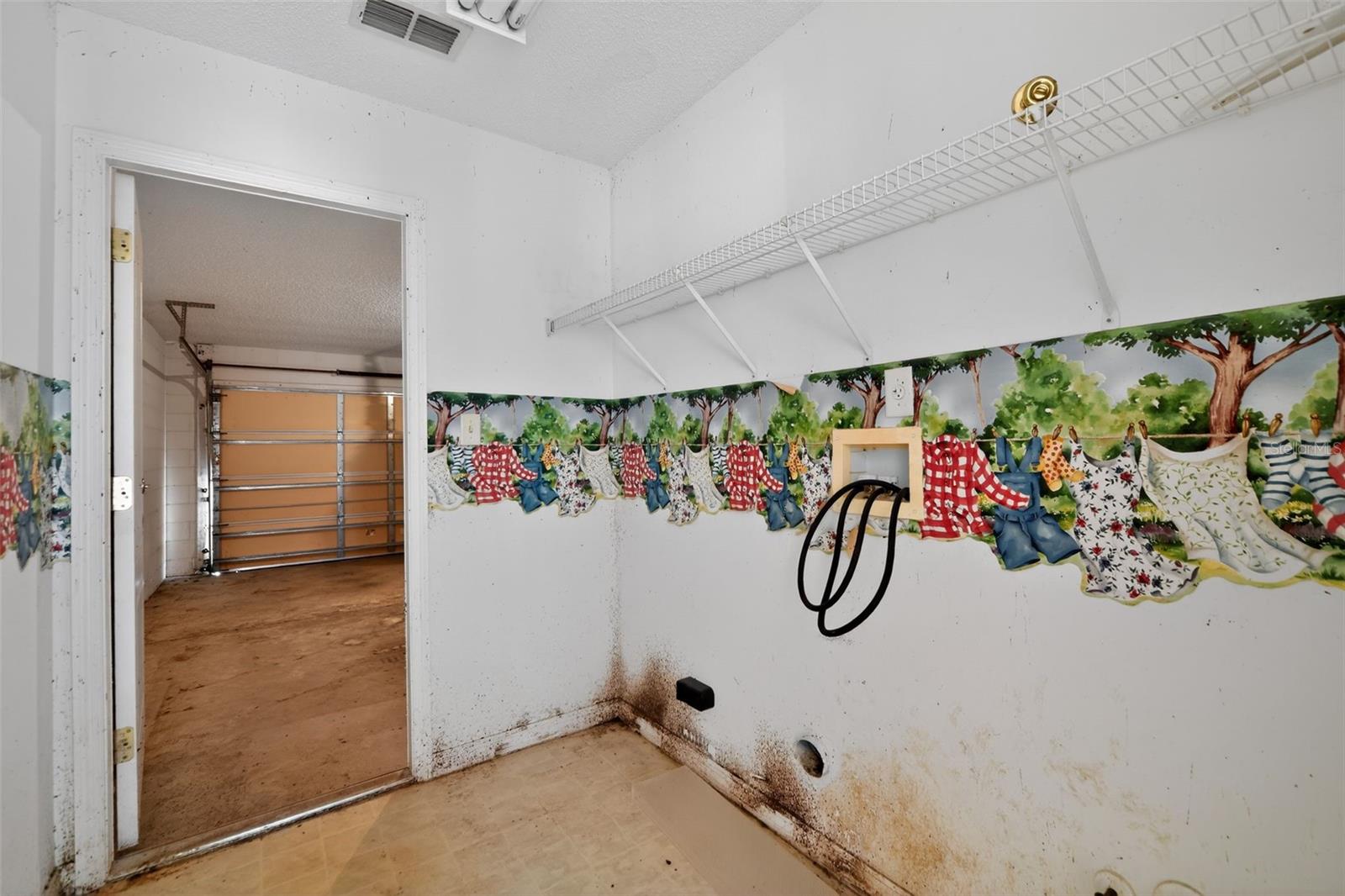 Image 34 of 44 For 2518 Maywood Street