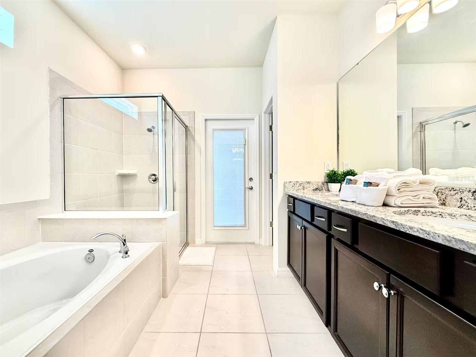 Image 28 of 78 For 4453 Kaipo Road