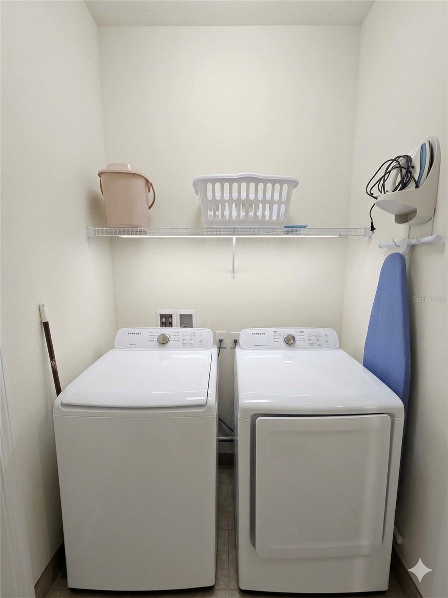 Image 14 of 16 For 8090 Knee Deep Road