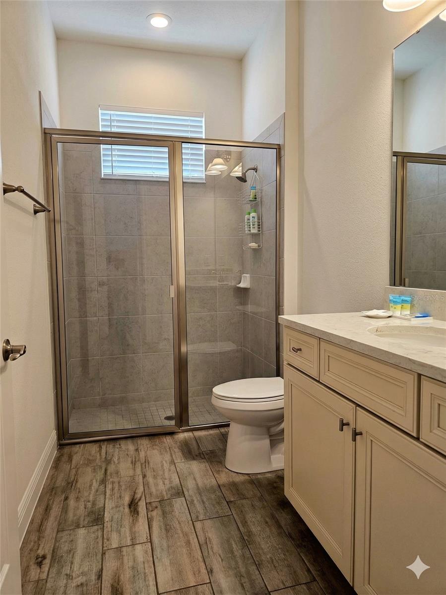 Image 8 of 16 For 8090 Knee Deep Road