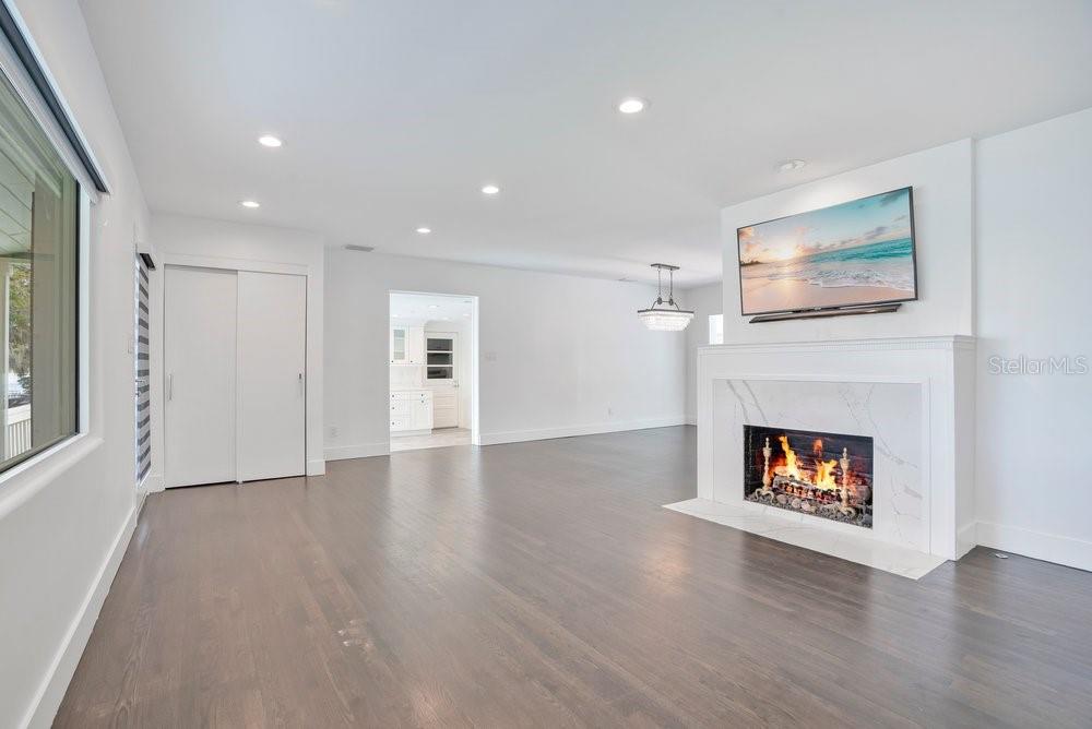 Image 12 of 100 For 812 East Boulevard