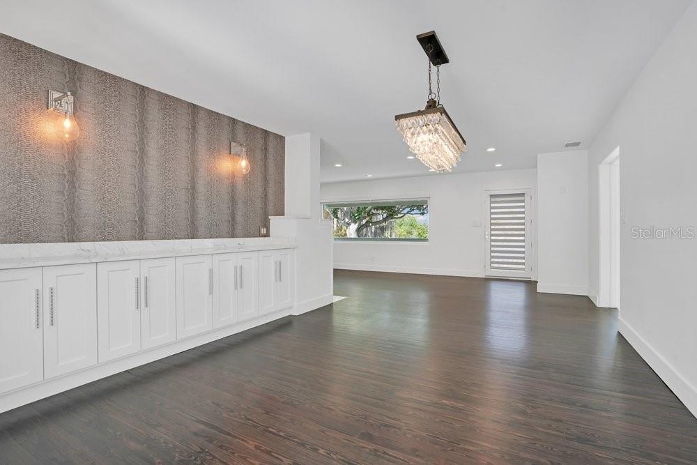 Image 19 of 100 For 812 East Boulevard