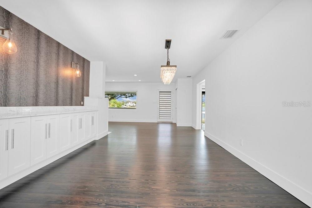 Image 20 of 100 For 812 East Boulevard